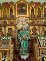 Епископ Макарий возглавил богослужение на престольный праздник храма преподобного Серафима Саровского в городе Сосенский