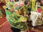 Епископ Макарий возглавил богослужение на престольный праздник храма преподобного Серафима Саровского в городе Сосенский
