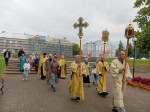 Заупокойная лития у Поклонного Креста в городе Людиново